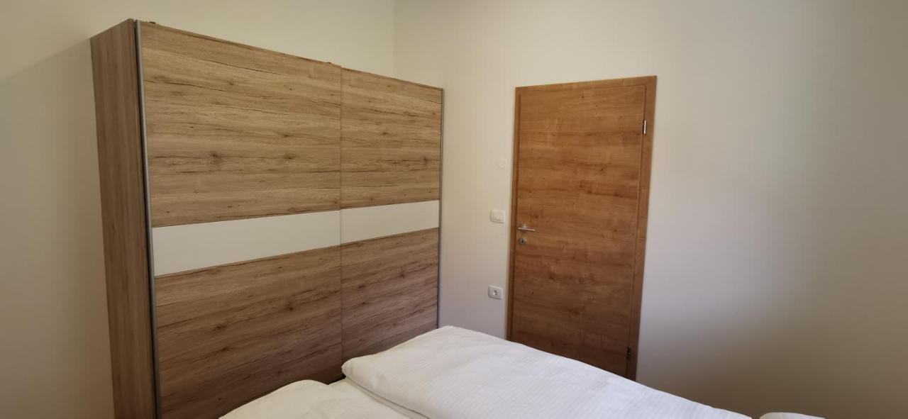 Apartmaji Tmaynka Apartment *